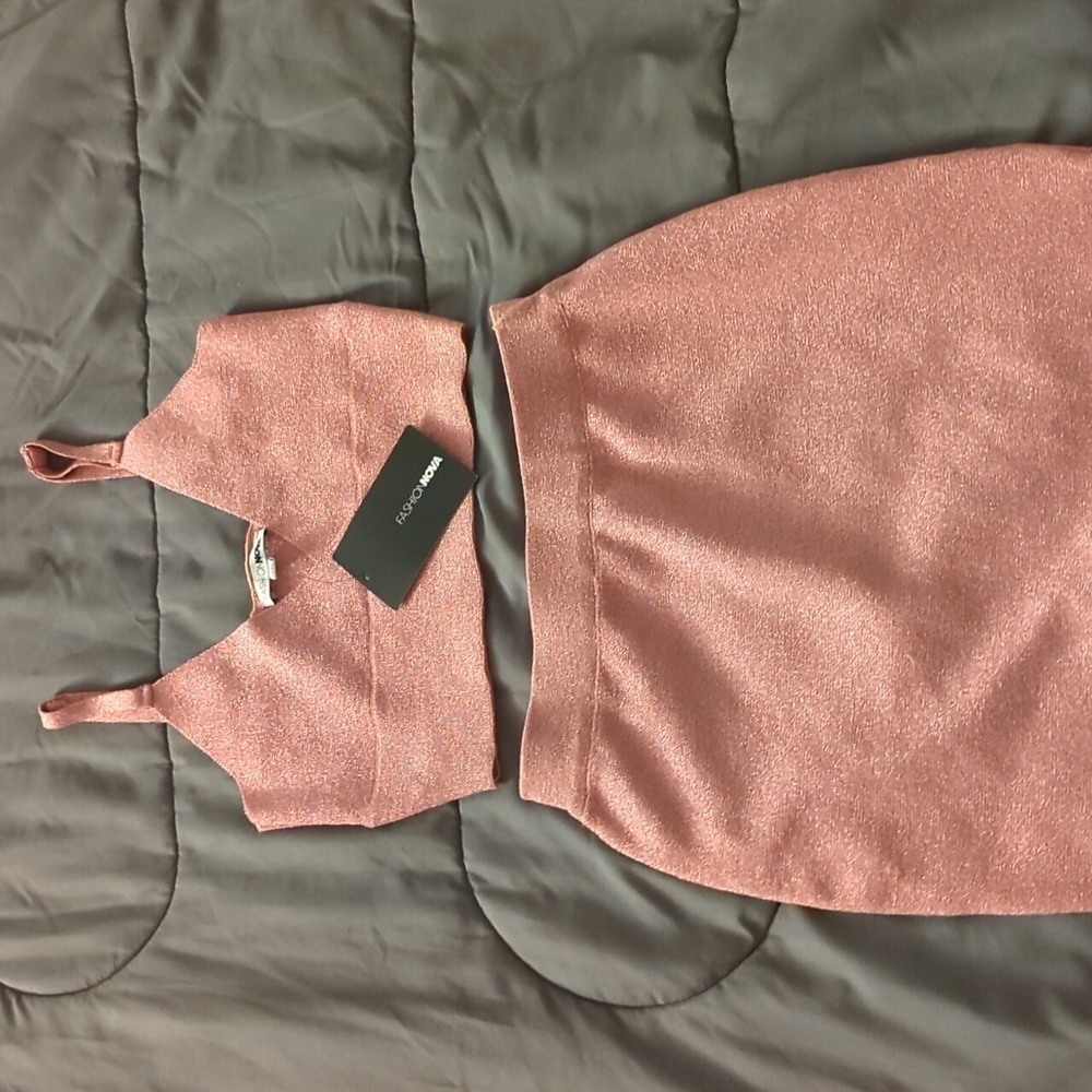 Fashion Nova,Size small, glittery pink